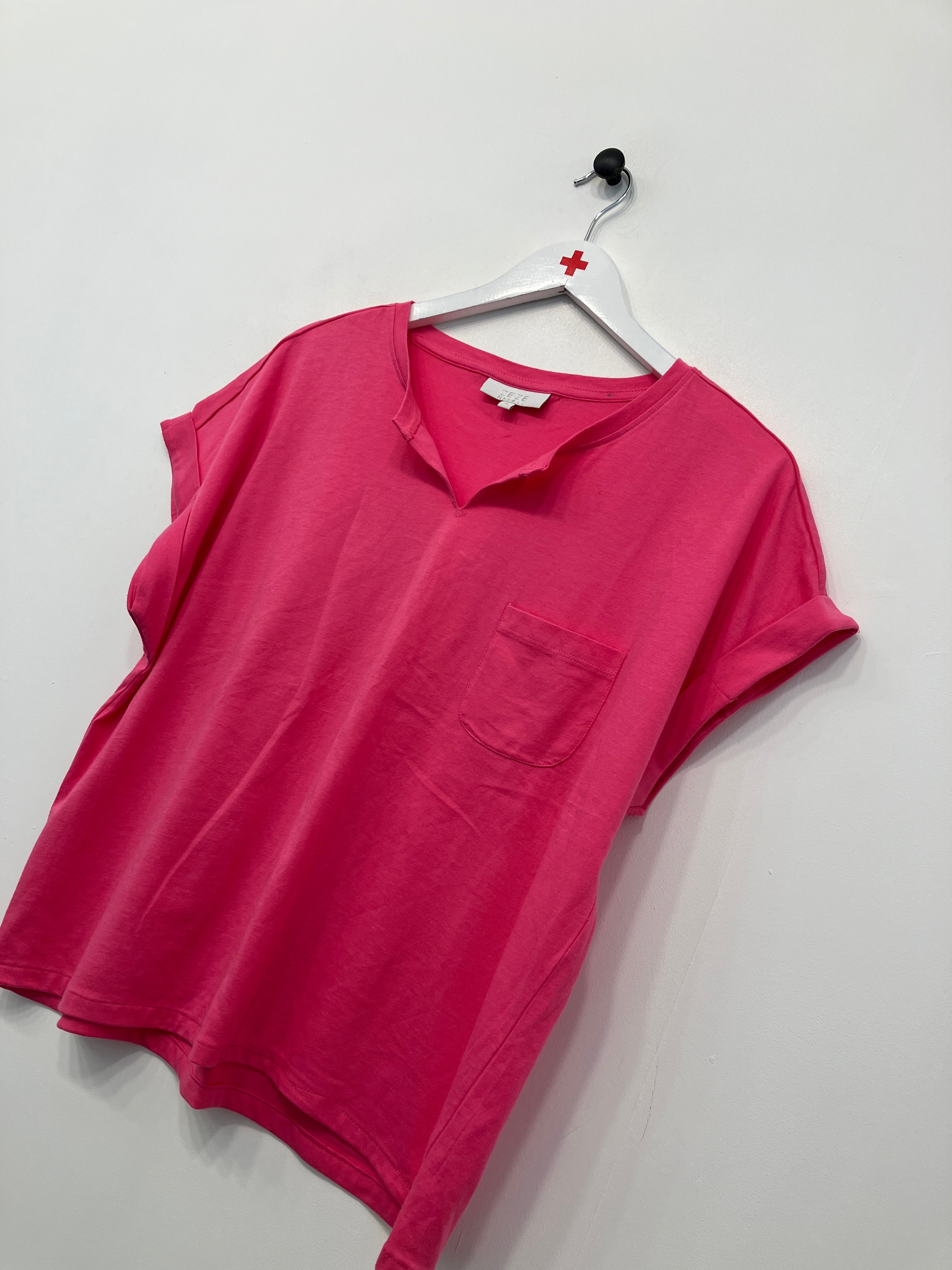 Ze-Ze T-shirt